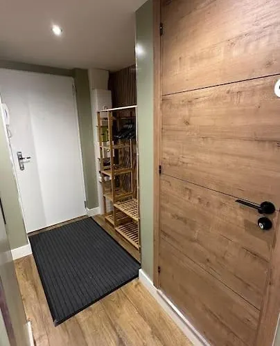 Le Briand 4etoiles Nancy Thermal Cosy Avec Terrasse Wifi Apartmán *
